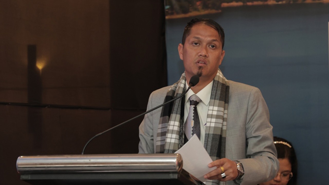 Sakhi ka Meghalaya ia ka jingkiew kiba pang bampong namar u duma bad ka kyiad: Wailadmiki Shylla