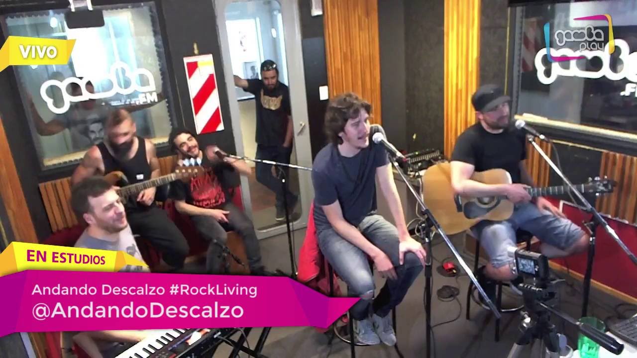ANDANDO DESCALZO | Vivo en Gamba