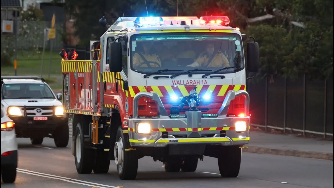 NSW RFS Wallarah 1A Responding to Bushfire in Medowie (Oyster Cove Fire)