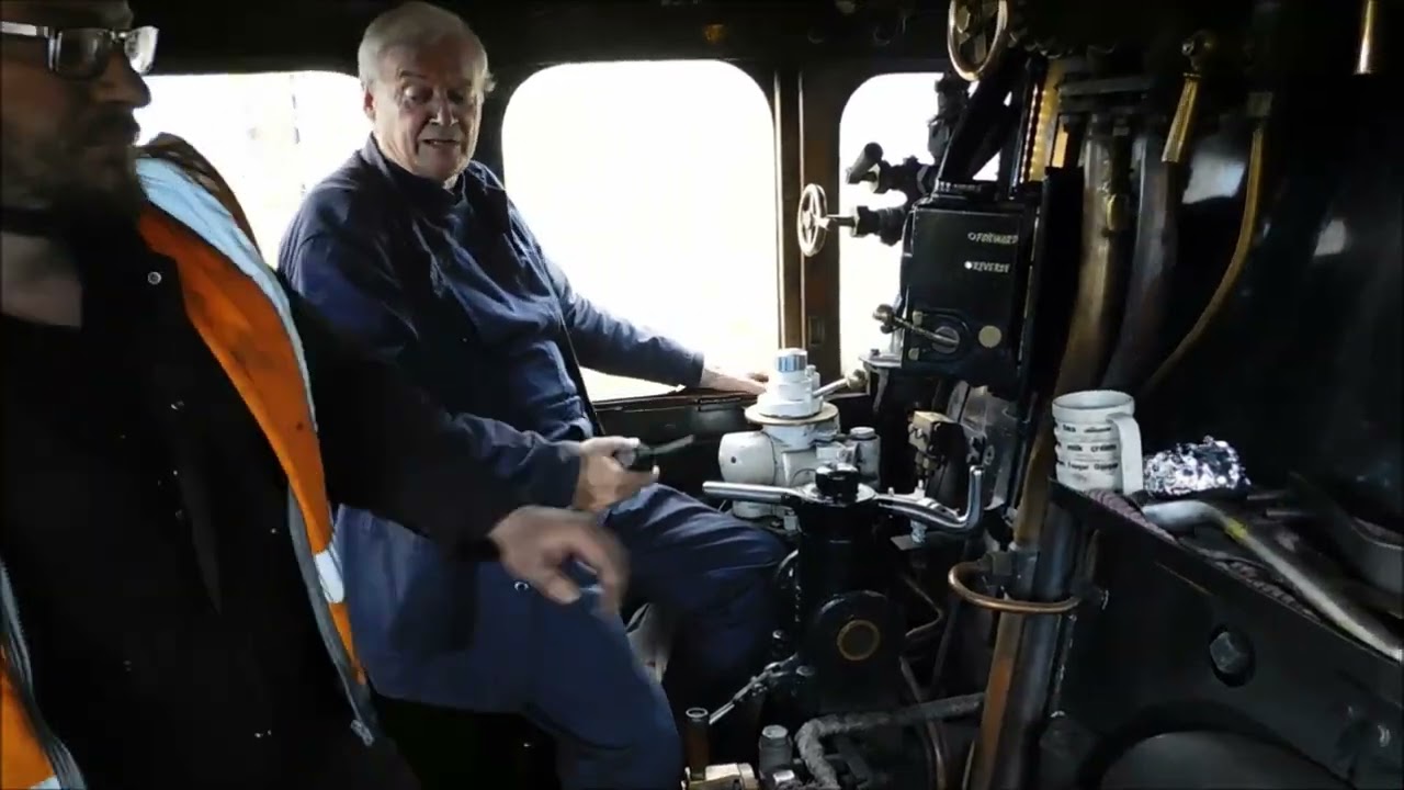 AN UNFORGETTABLE DAY WITH THE FLYING SCOTSMAN IN ABERDEEN .