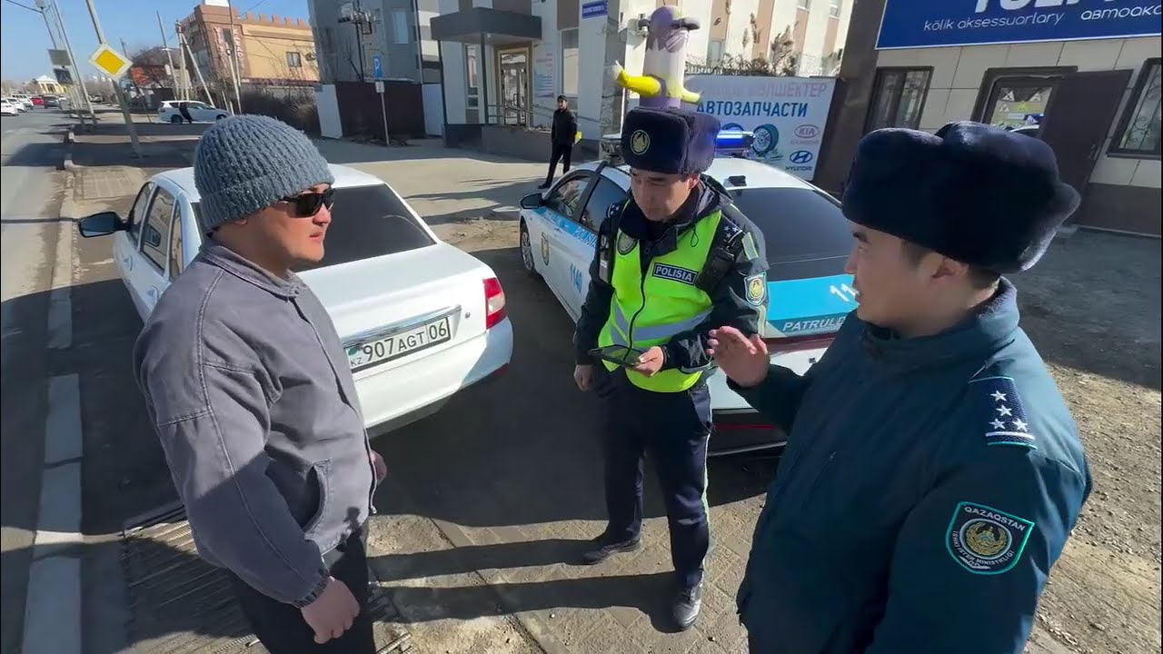 5.8.1 белгісі — «Жолақтар бойынша қозғалыс бағыты»Әр жолақ — өз бағыты бар