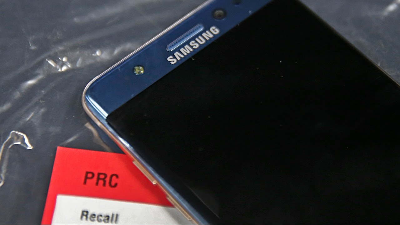 Samsung Discontinues Galaxy Note 7 Over Battery Fires