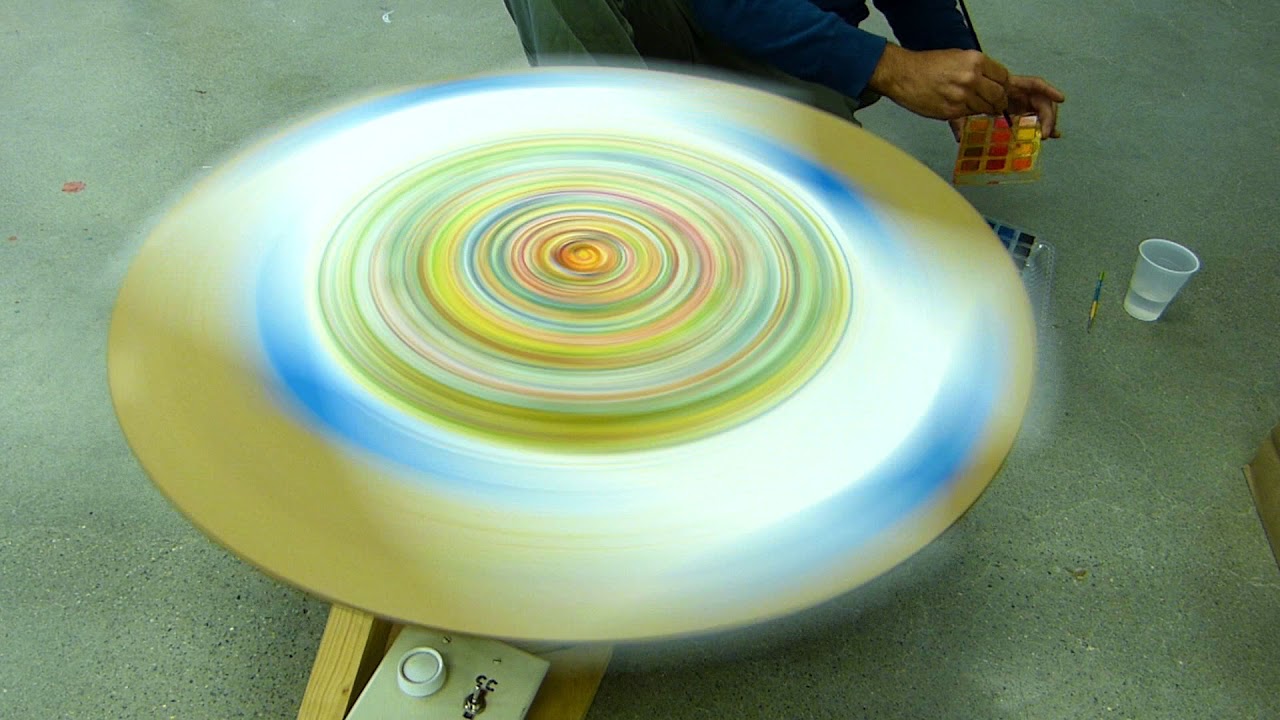 Watercolor Spinner on diNo Spinning Machine of ARTofDiNo.com ART illusion Beauty Mandalas!