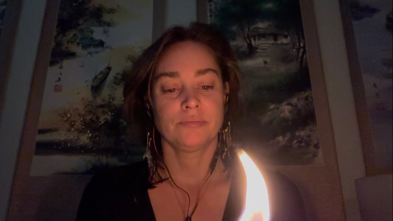 Step into the Space of Magic and Becoming | Sensual ASMR Reiki & Sound Healing Meditation