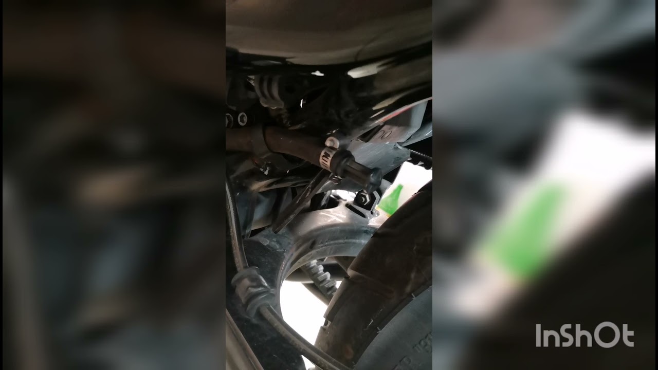 Cambio de aceite de motor y de cadena primaria Harley Davidson Sportster 883