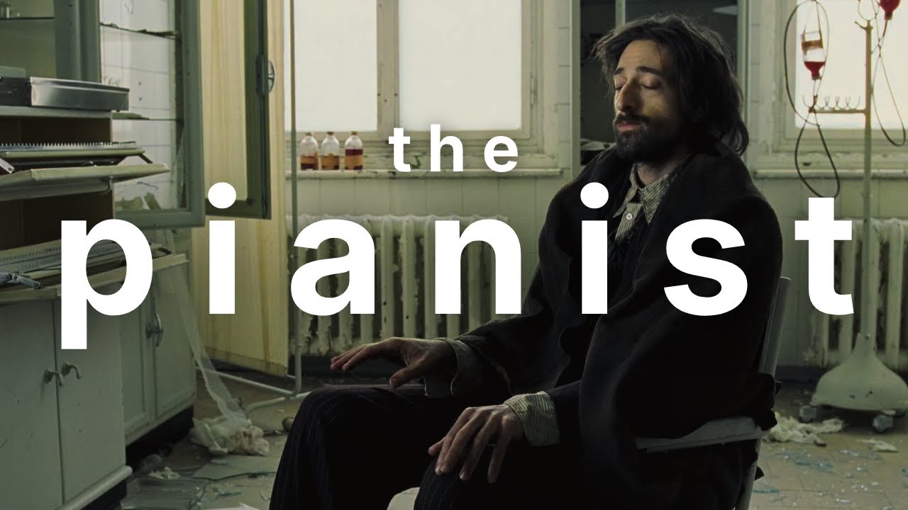 aesthetic shots of the pianist