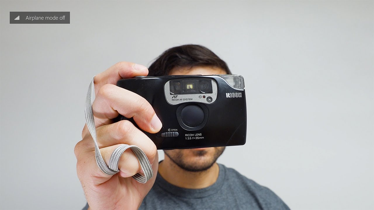 35mm compact camera: Ricoh FF-9S