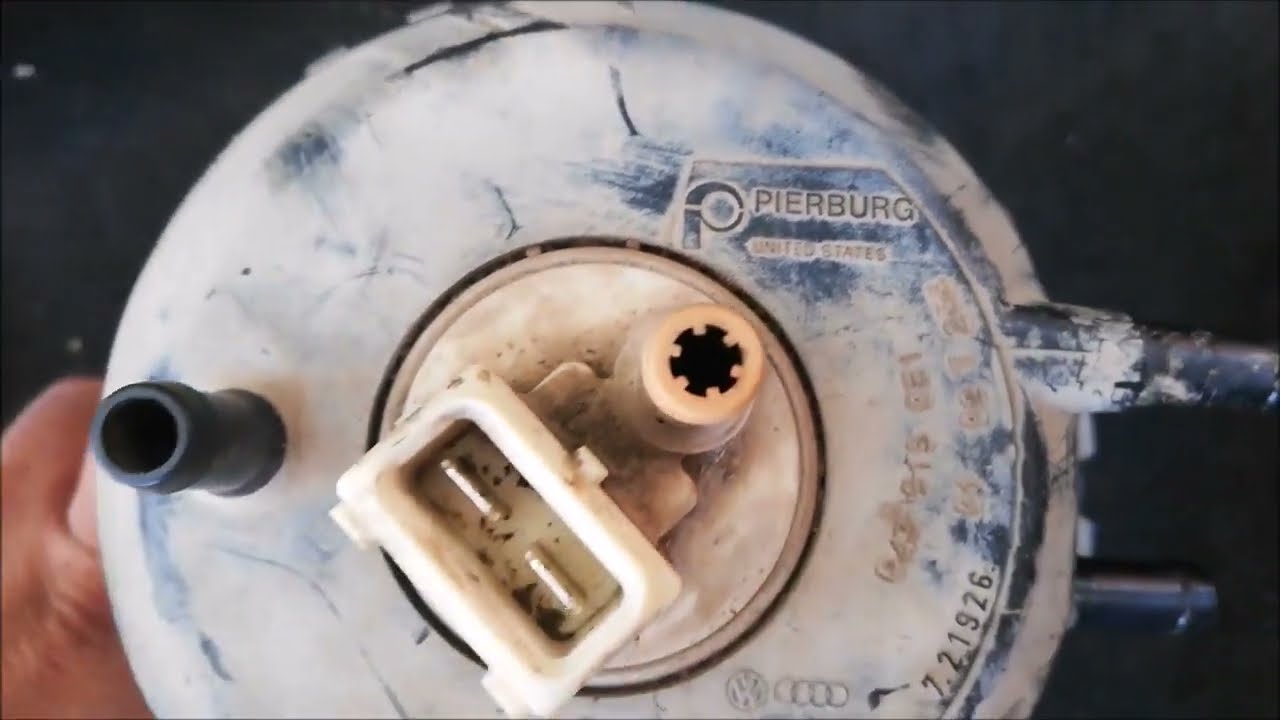 Midiendo presión de gasolina VW Sedán