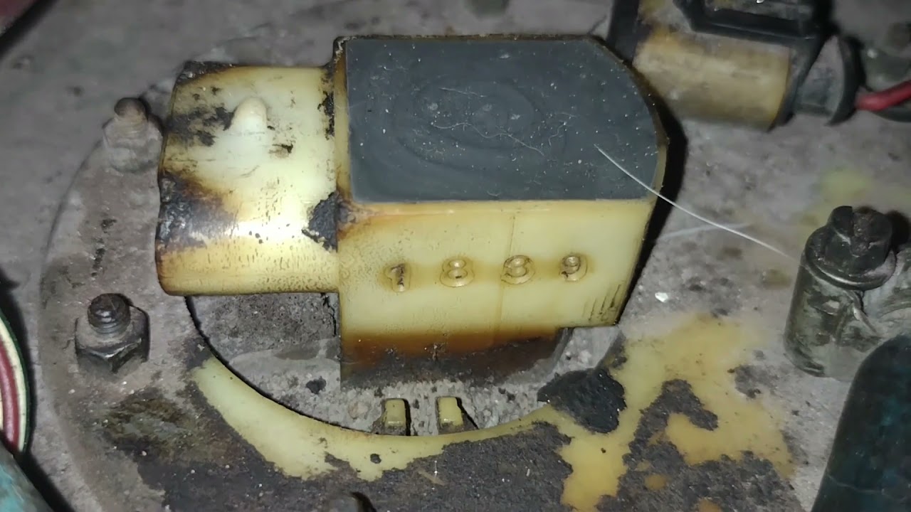 TROCA DO SENSOR NÍVEL DE COMBUSTÍVEL FIAT UNO MILLE