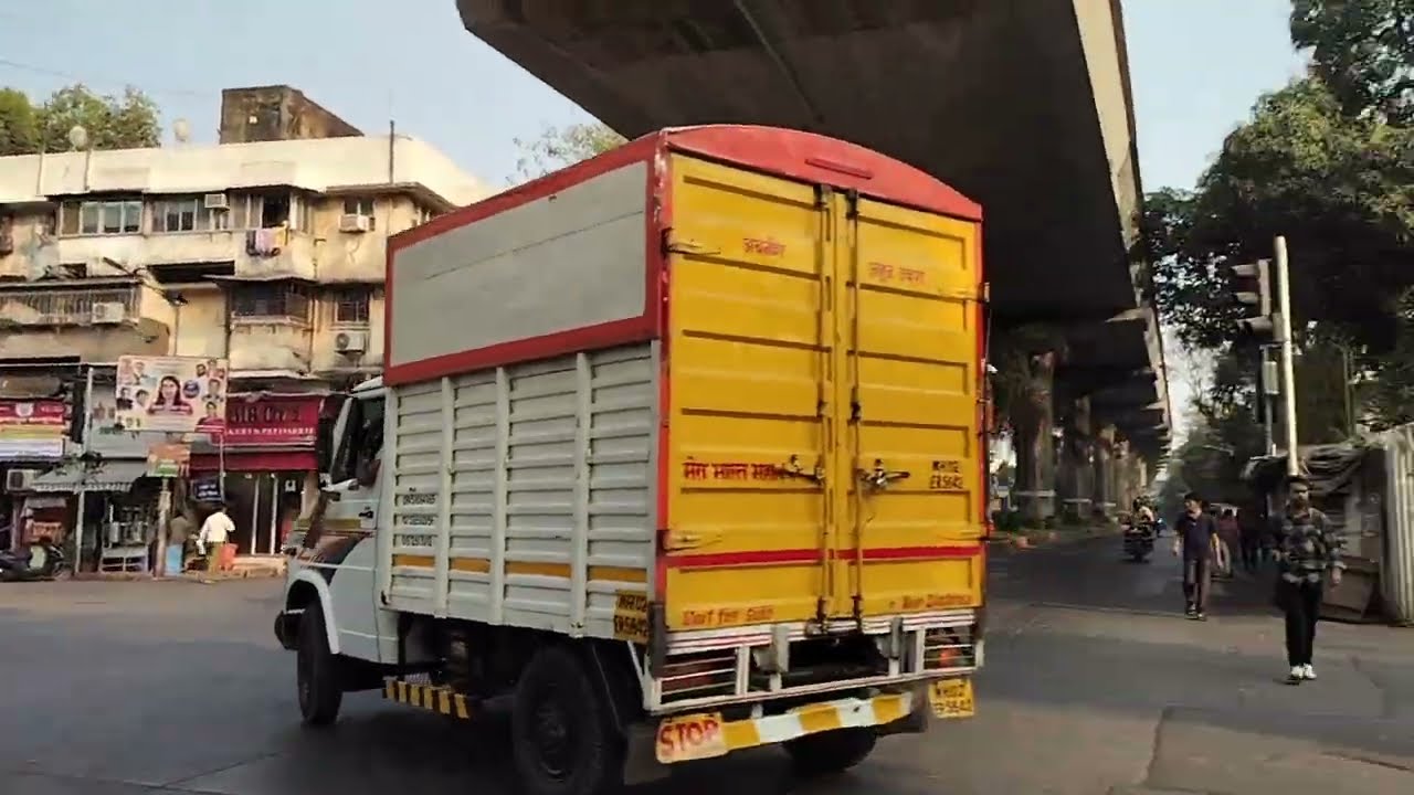 Roads of the Earth - Andheri-Ghatkopar Link Road, Andheri (East), Mumbai, India (Part 1)