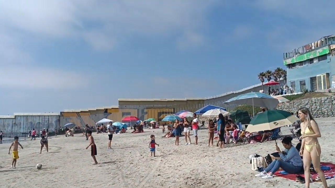 Buena la fiesta  en Playas de Tijuana.