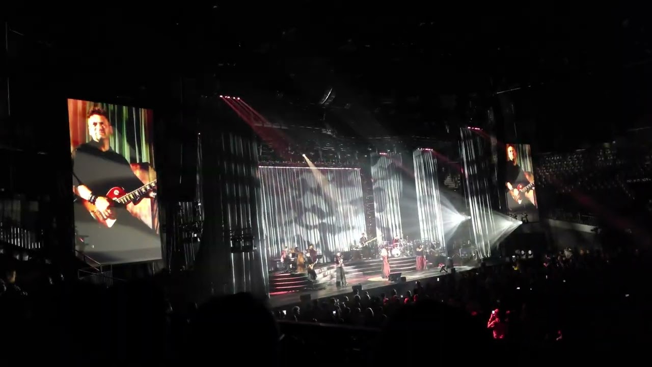Lara Fabian - Je veux danser - Bruxelles le 13 mars 2026 .