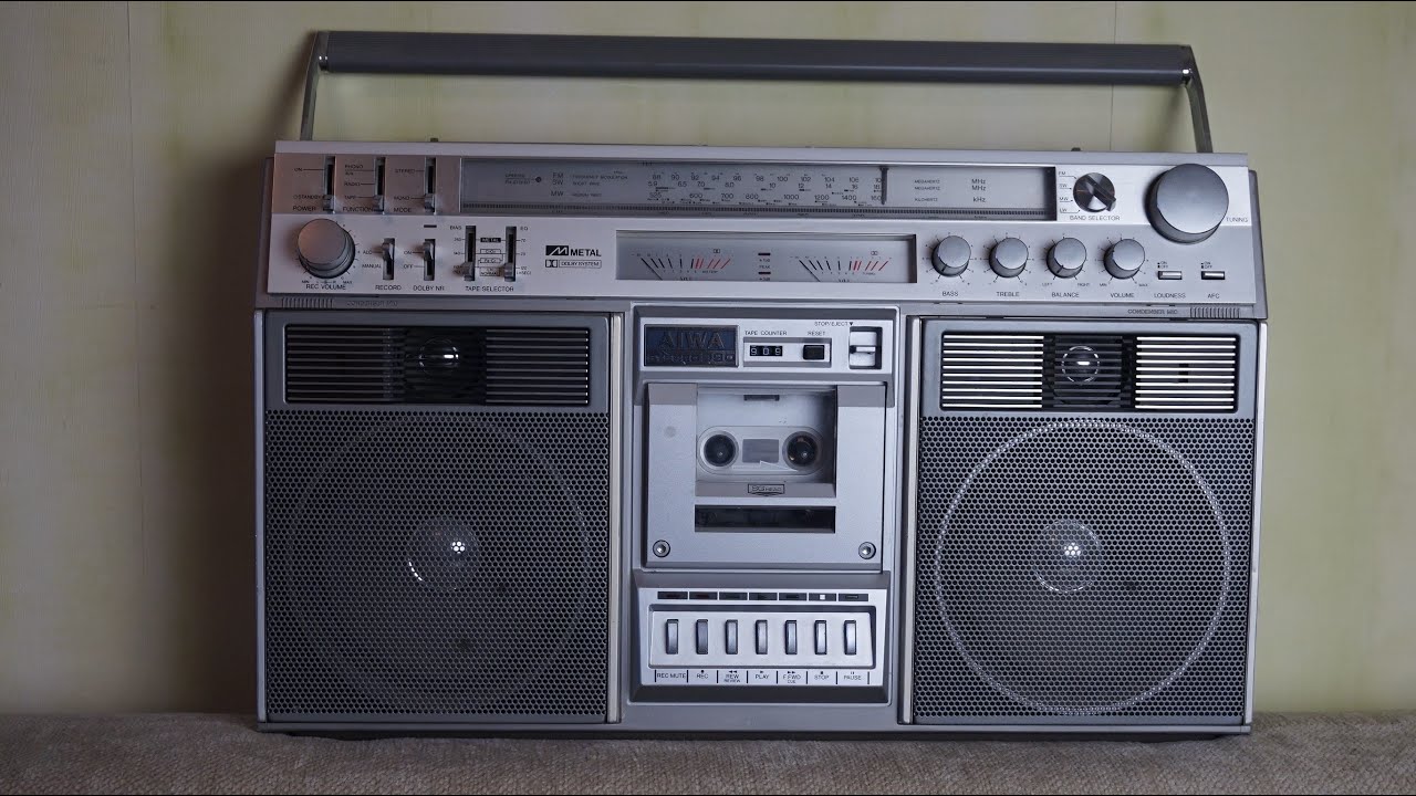 Тех. уголок Винтика и Шпунтика. Aiwa TPR-990 внутри