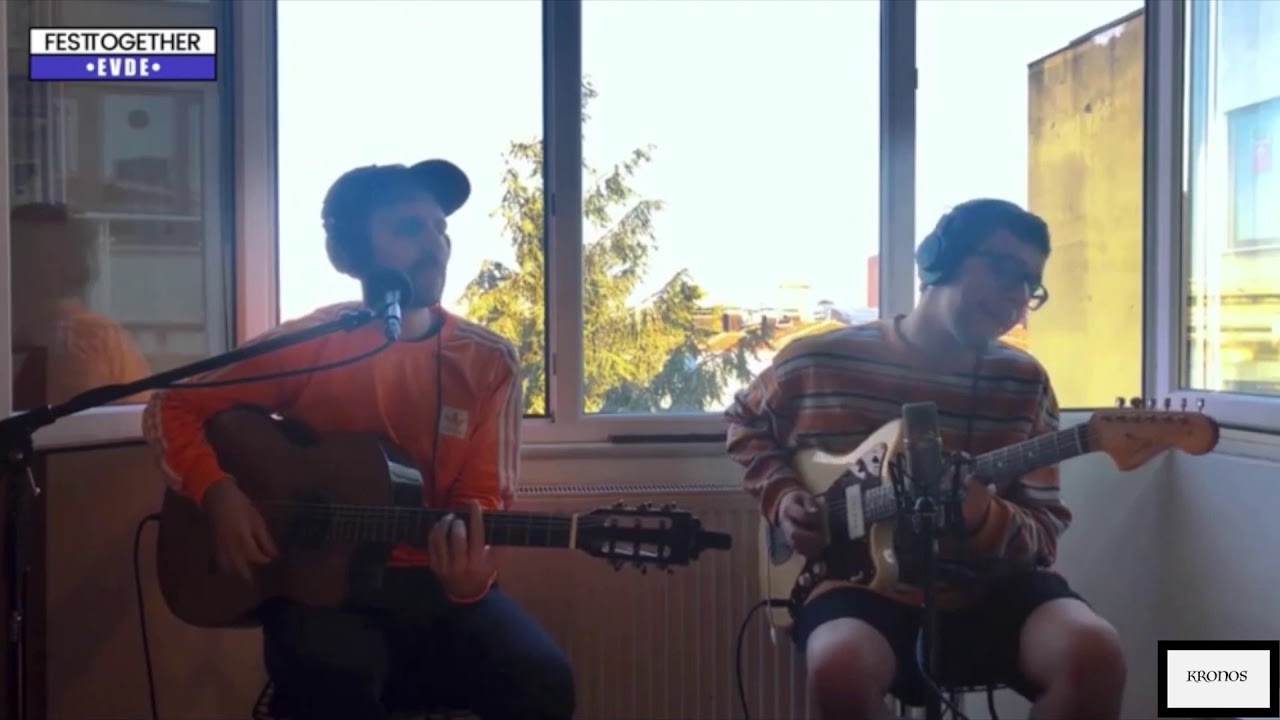 Adamlar- Öyle Normal & Doldum (FESTTOGETHER EVDE CANLI PERFORMANS)