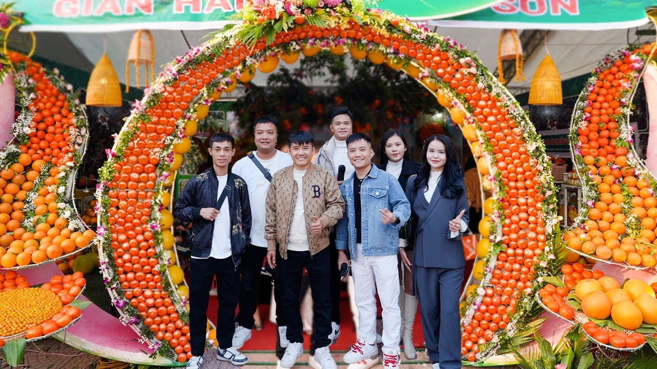 Hưng Vlog - Thăm Quan Triển Lãm Hoa Quả Lớn Nhất Miền Bắc Và Lễ Ra Mắt Thị Xã Chũ