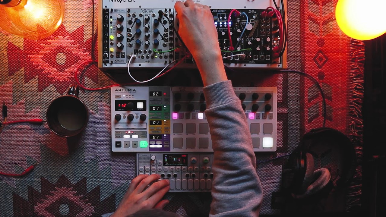 Qu-Bit Data Bender - Glitchy Ambient Awesomeness!