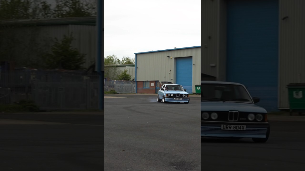 BMW E21 donuts until fuel surge! #bmw #e21 #classicsbyjacob #classic #drift #drifting
