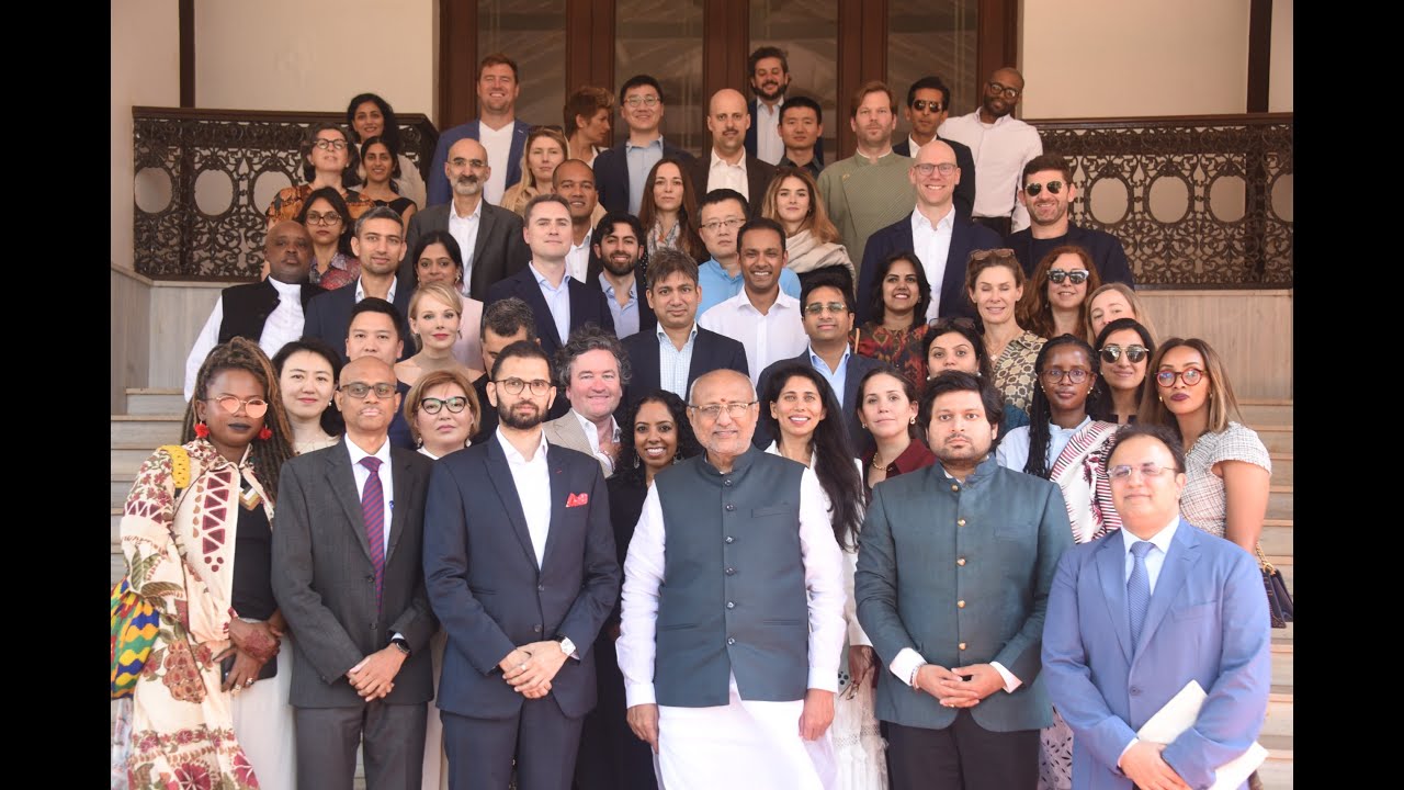 14.02.2025:- Governor interacts with Young Global Leaders at Raj Bhavan, Mumbai