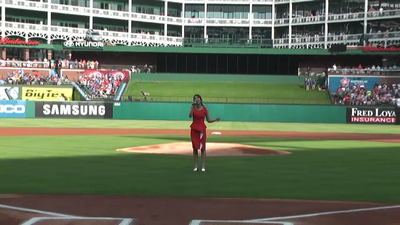 [Newko] Sohyang is singing Korean National Anthem at Korean Heritage Night 2016 @ Rangers Ball Park