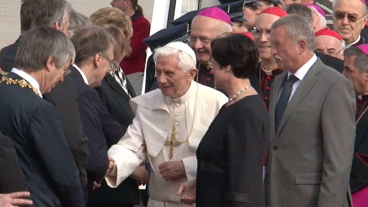 Papst Benedikt XVI. in Thüringen angekommen
