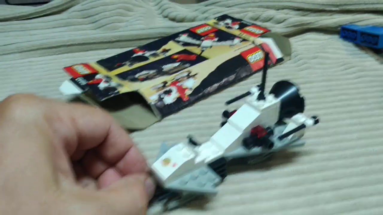 DKP - LEGO Classic Space Set 6842 Alternate Build