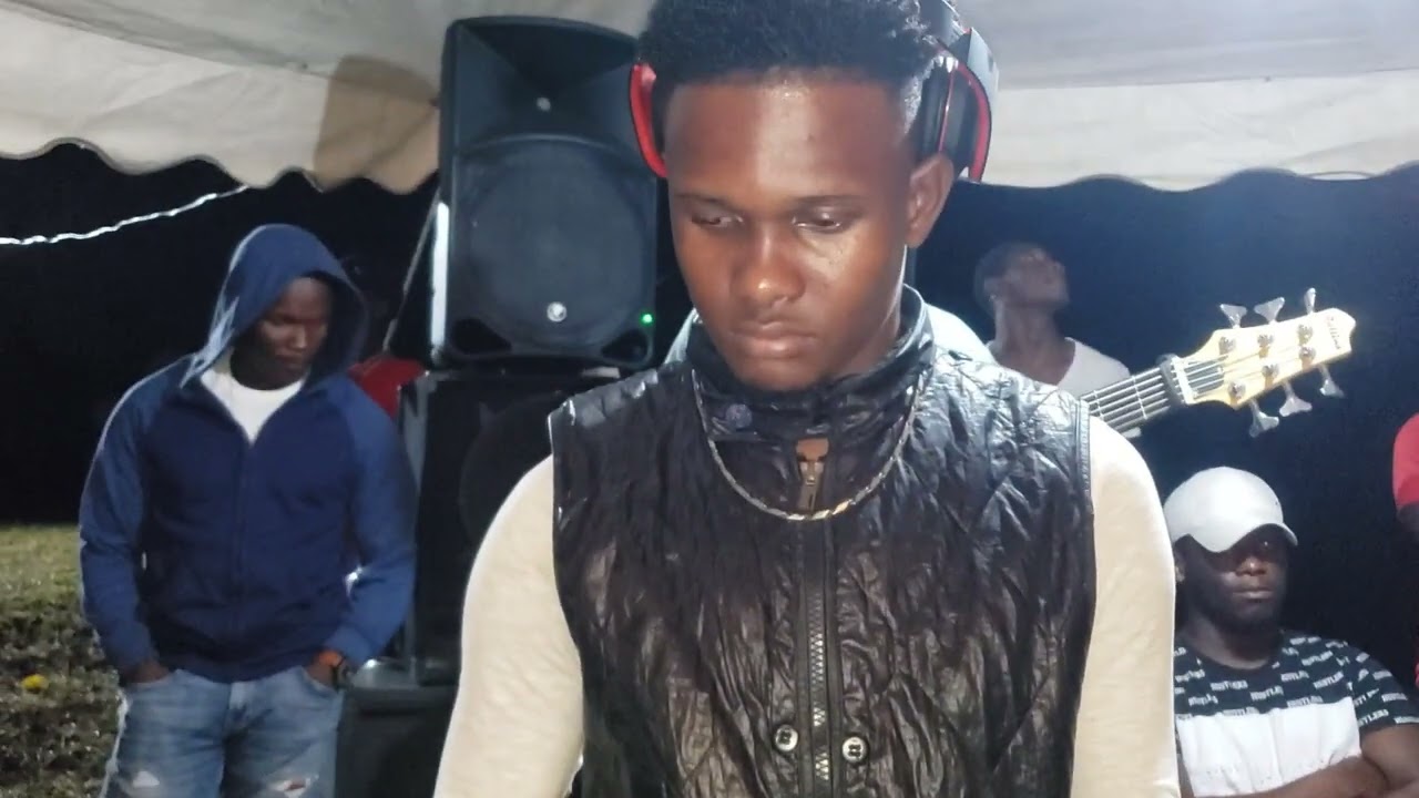 konnection band,  with the vibz normal a lie  876 4465983