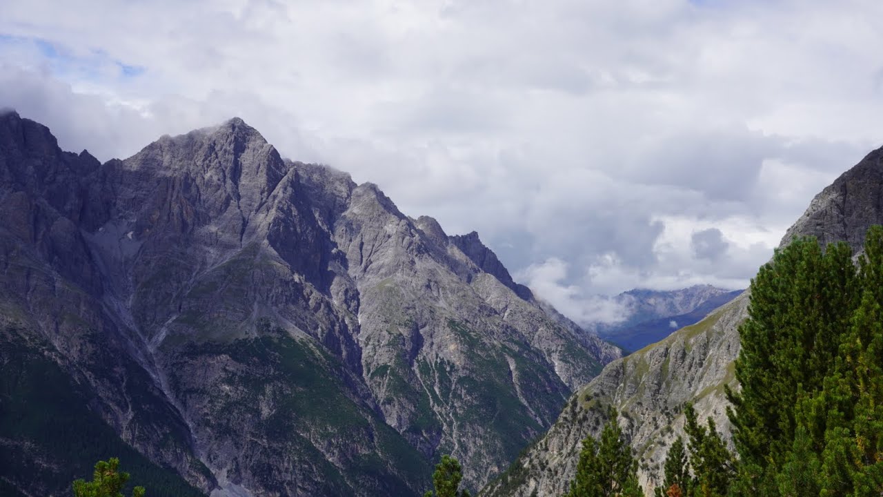 Hiking Graubünden, Mot Madlin(2434m) from S-Charl, Scuol, Switzerland, 19-08-2022