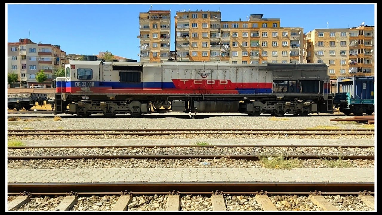 TCDD DE 33038 |TREN MANEVRALARI -19 | TRAIN MANEUVERS -19 | DİYARBAKIR TREN GARI | DIESEL LOCOMOTİVE