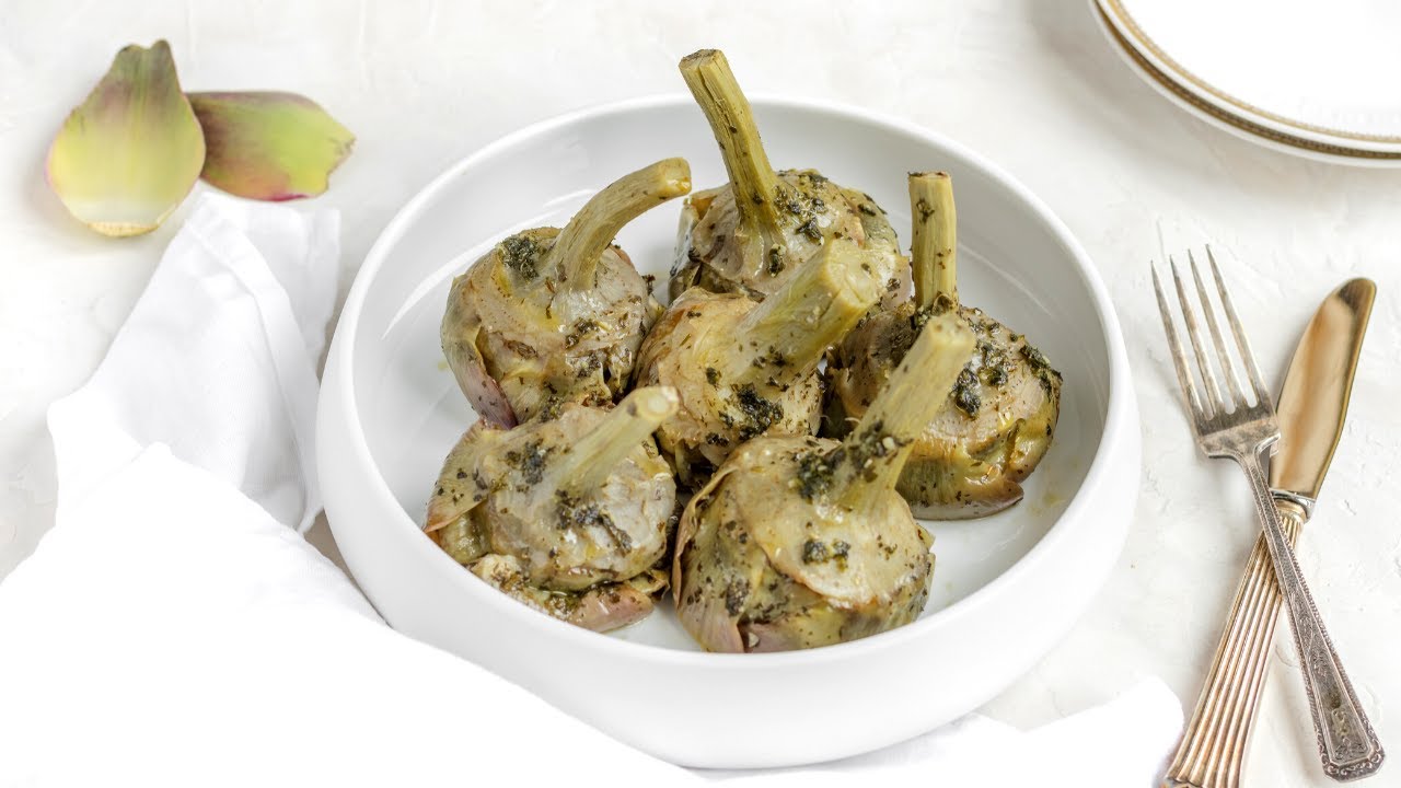 HOW to CLEAN and COOK ARTICHOKES - Roman-style Artichoke - Carciofi alla Romana