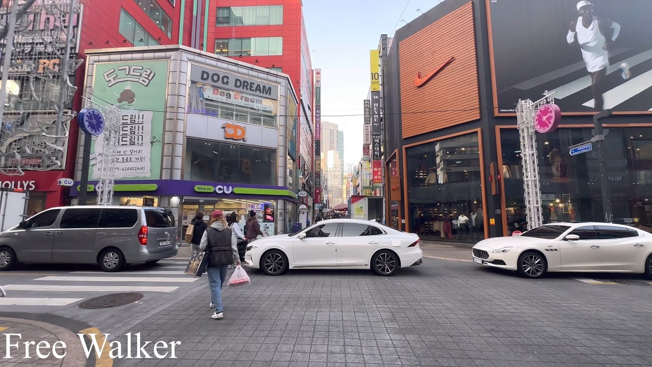 부산 서면 먹자골목 라인 오후 4시 걷는 풍경.