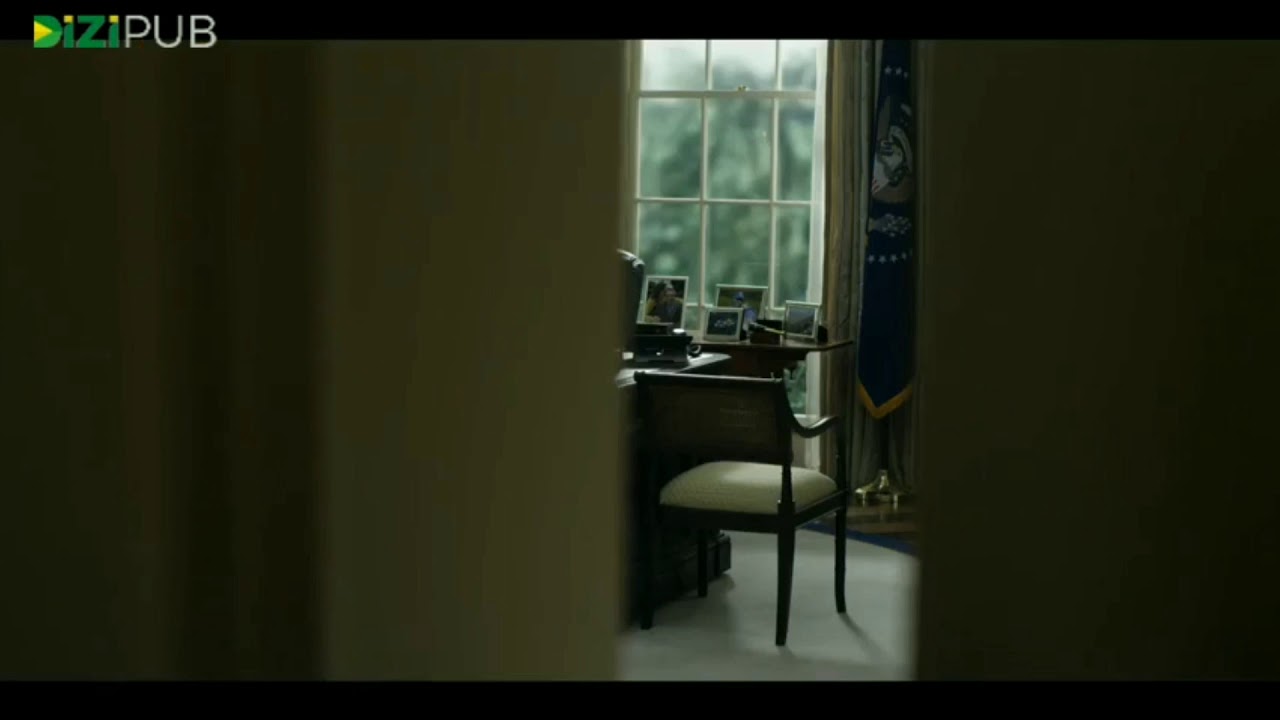 House of Cards Jim Matthews enters oval office
