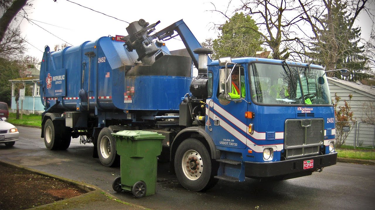 Autocar ACX Heil STARR Garbage Truck