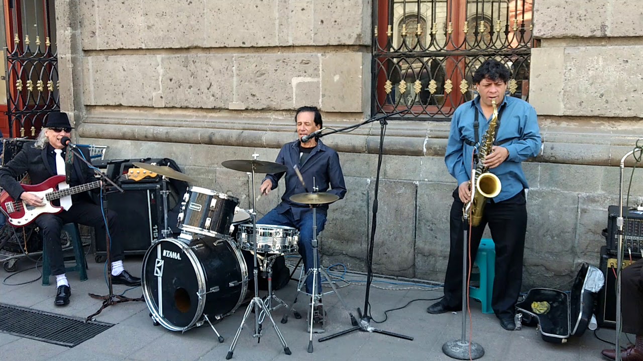 Músicos callejeros CDMX. Músicos callejeros México DF. The Rolling Stones - Honky Tonk Women