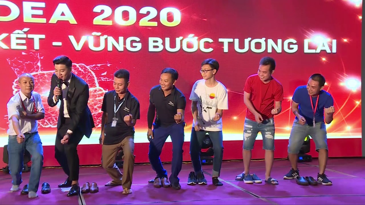 Gala Dinner MEDIA Việt Nam P4 - Game show bảo gì làm đấy - MC Lê Đức