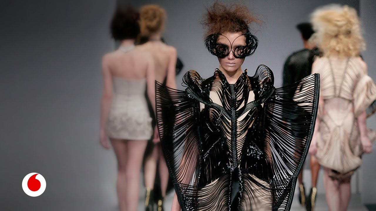 Iris Van Herpen, tecnología y diseño para revolucionar la alta costura