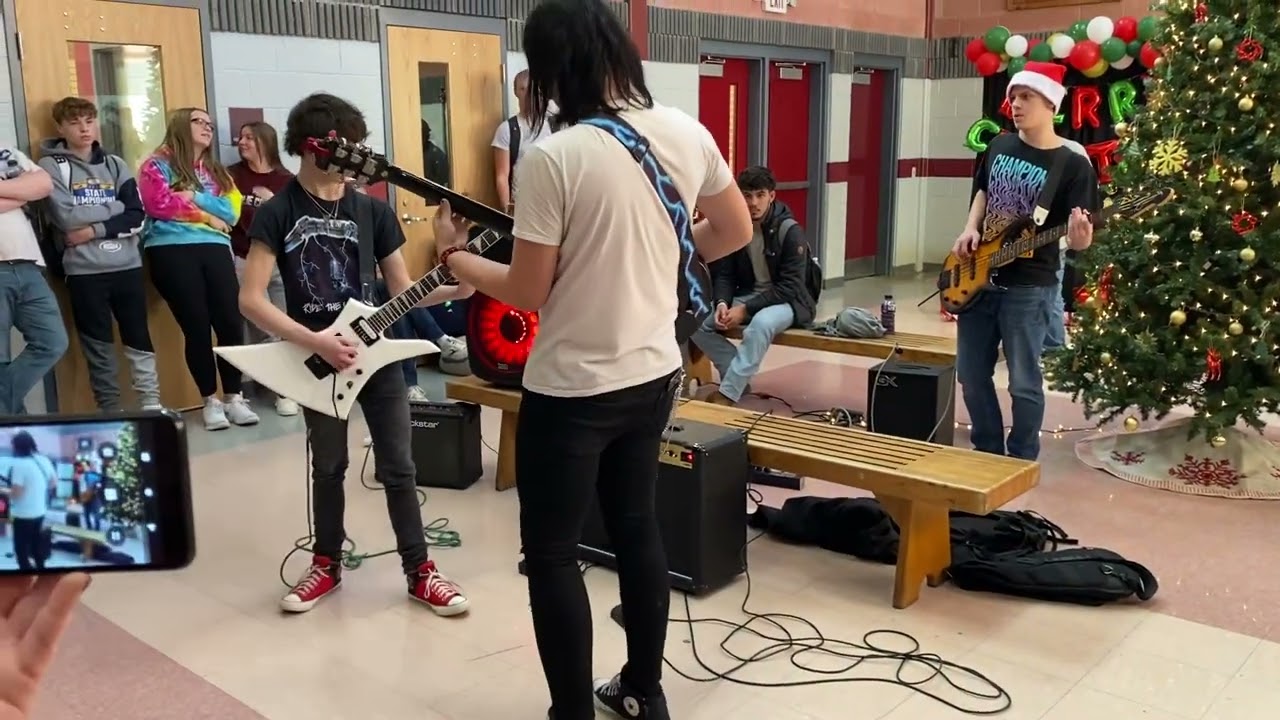 Master of Puppets (Talent Show)