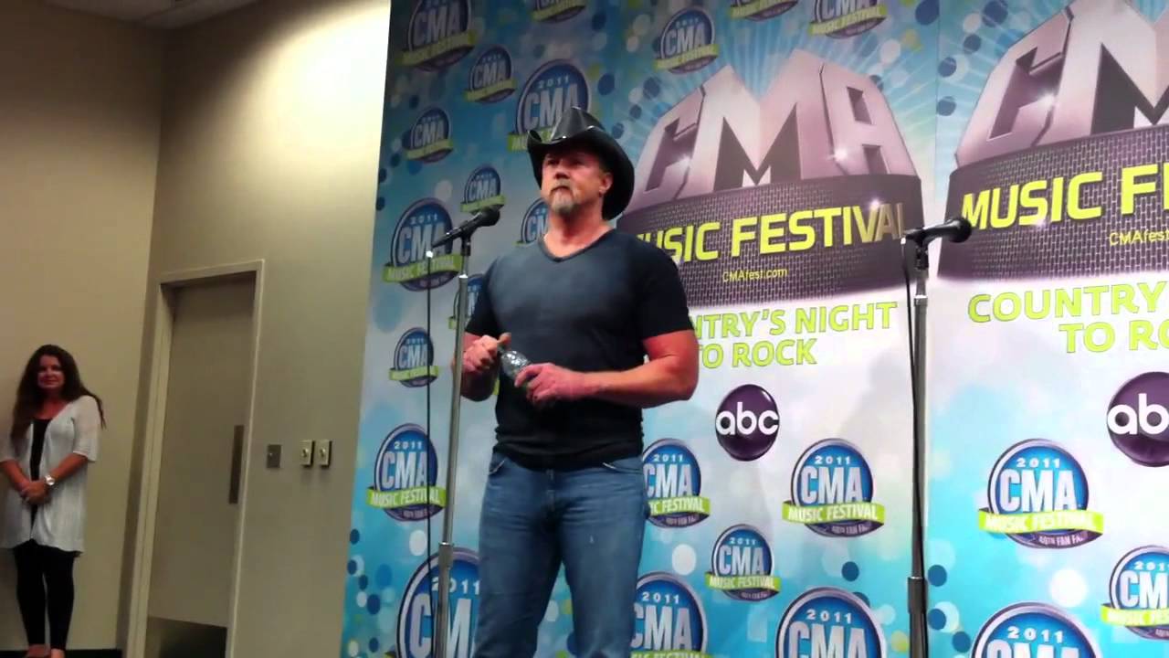 Trace Adkins, post-fire, at the CMA Festival