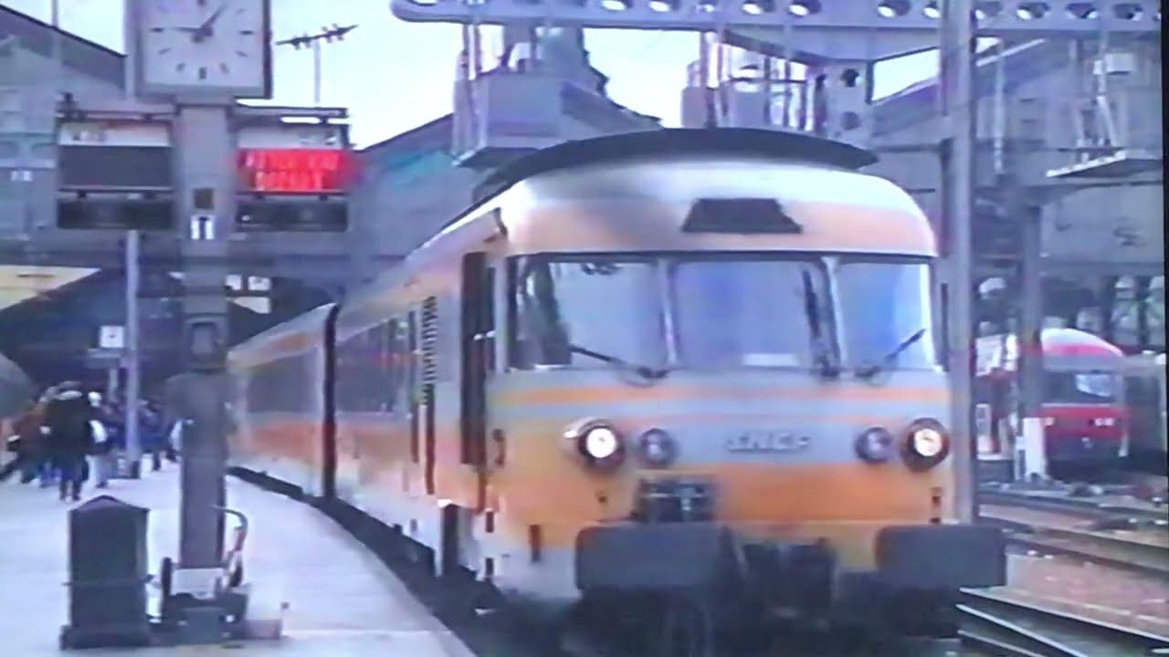 AUX COMMANDES D UNE RTG ENTRE PARIS SAINT LAZARE ET CAEN(LA VIE DU RAIL)