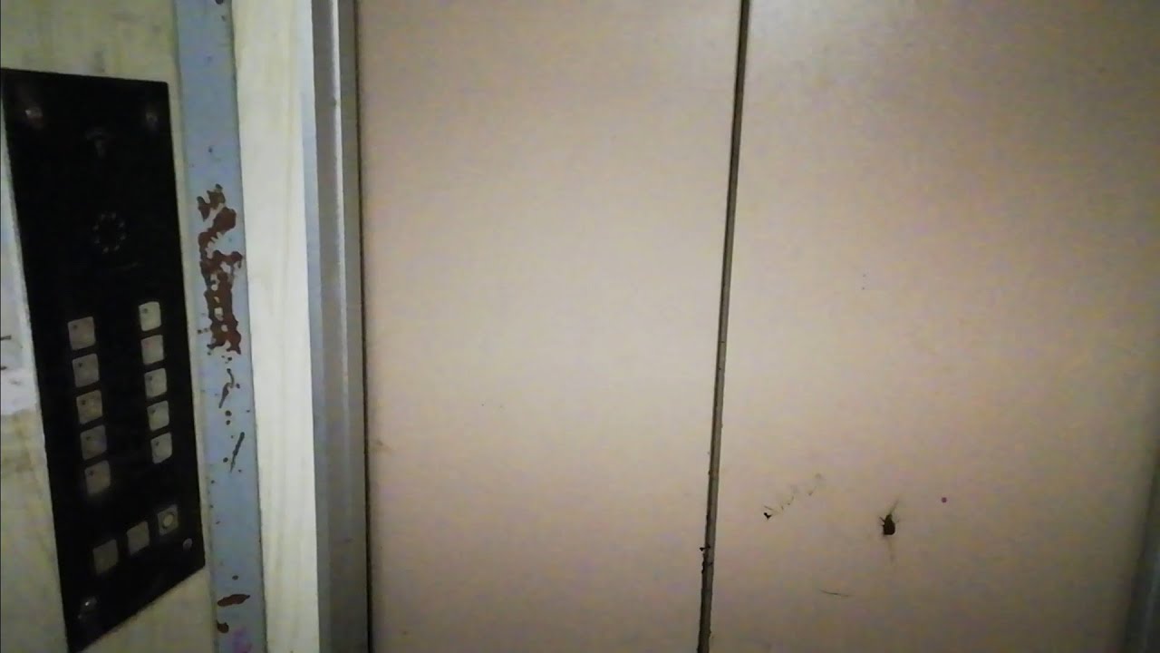 (377) Лифт КМЗ (1999 г.) V=1 м/с, Q=400 кг.