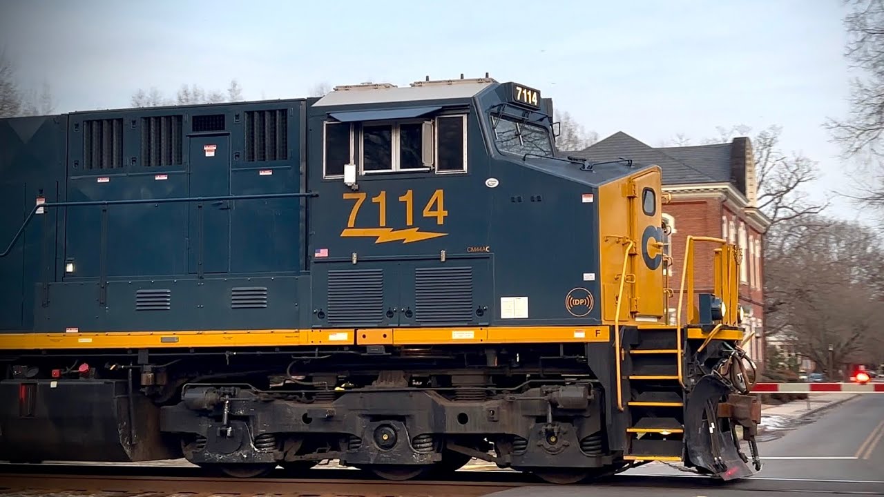 Railfanning In Ashland VA on Railfan Andy’s birthday party & Valentines Day, 2/14/2026