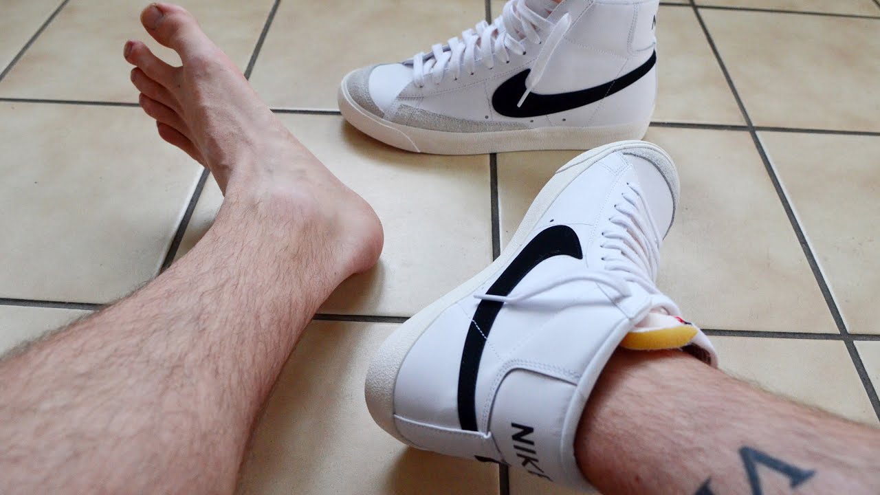 Nike Blazer 77 Vintage With vs Without Socks