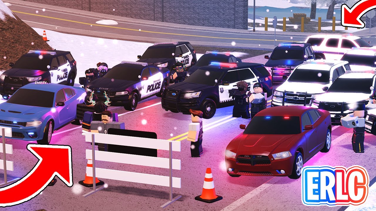 UNDERCOVER COPS ACCIDENTALLY STREET RACE EACH OTHER! - ERLC Roblox Liberty County