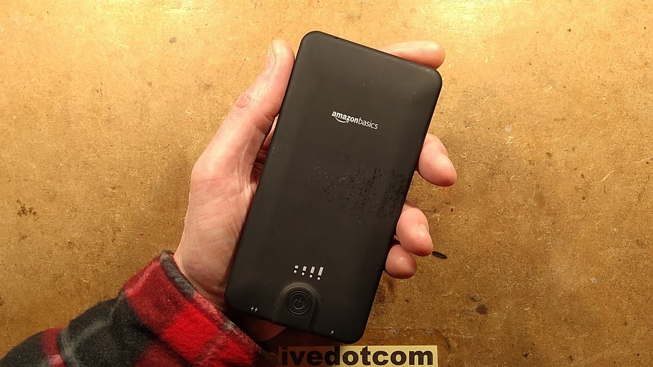 Inside a recalled Amazon Basics power bank.
