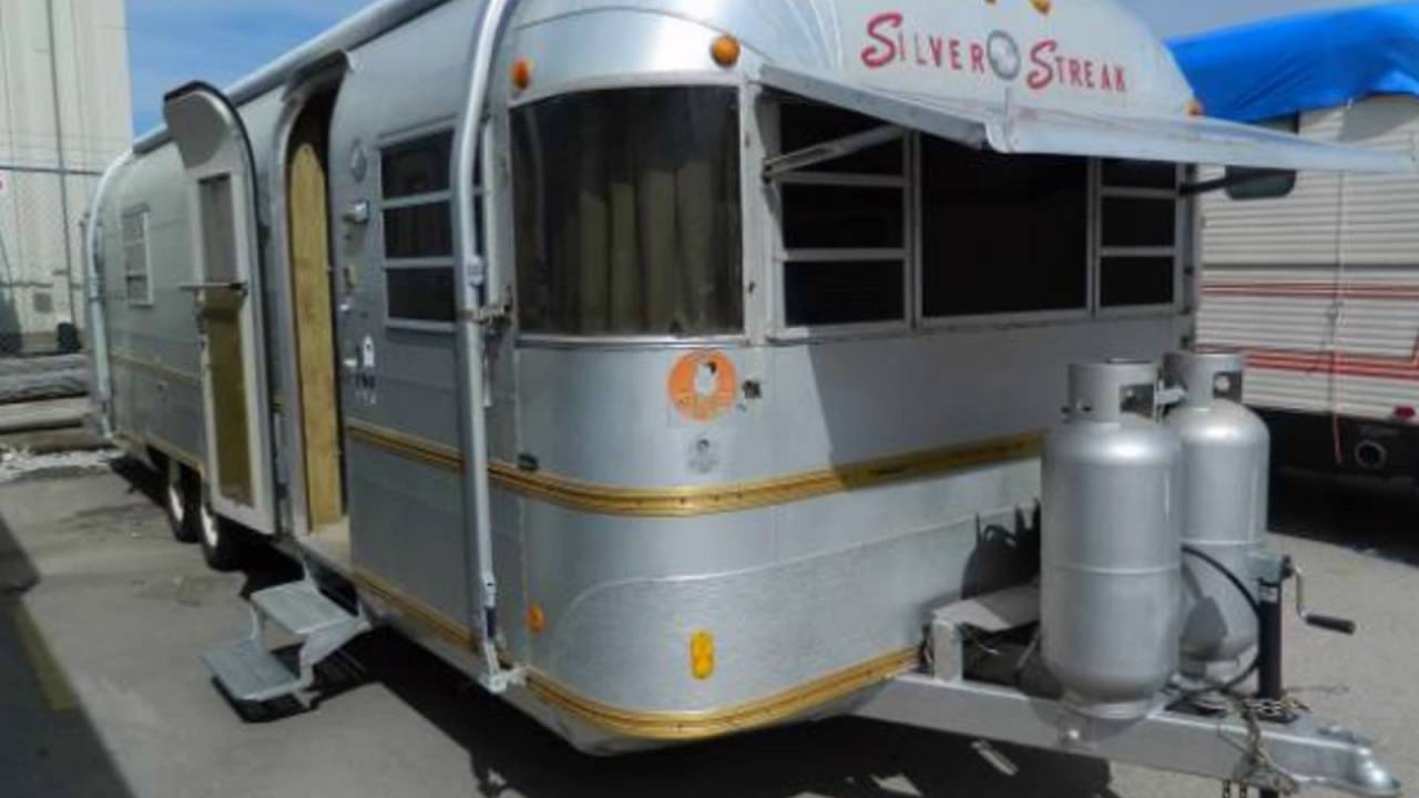 1977 Silver Streak Continental Supreme 30' Travel Trailer
