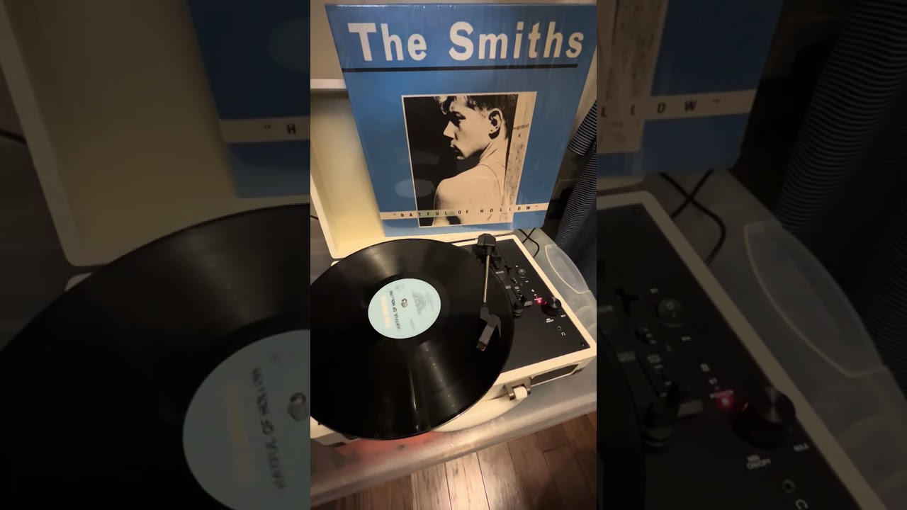 1984 The Smiths - This Charming Man
