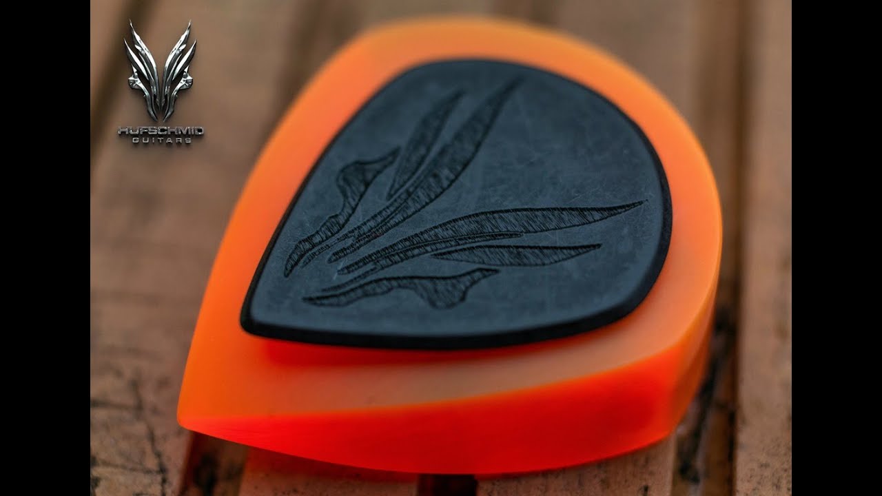 Hufschmid Plectrum Demonstration - Straten Marshall