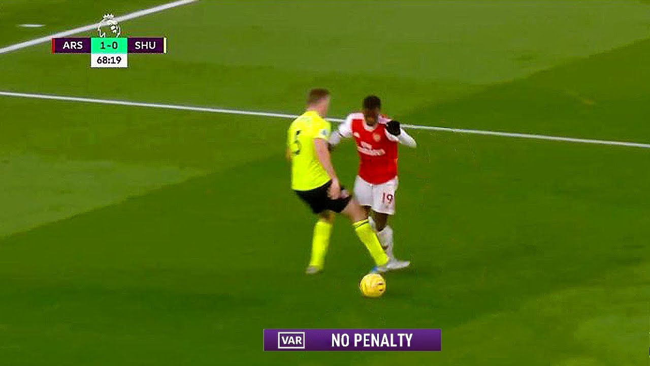 CHEATING REFEREES CAUGHT IN FOOTBALL (match fixing?)