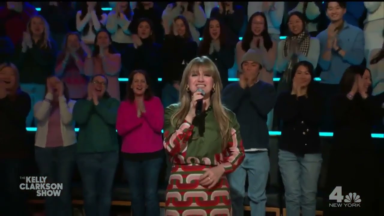 Chicago performing on the Kelly Clarkson Show 01/22/2025 (Loren Gold Keyboards)