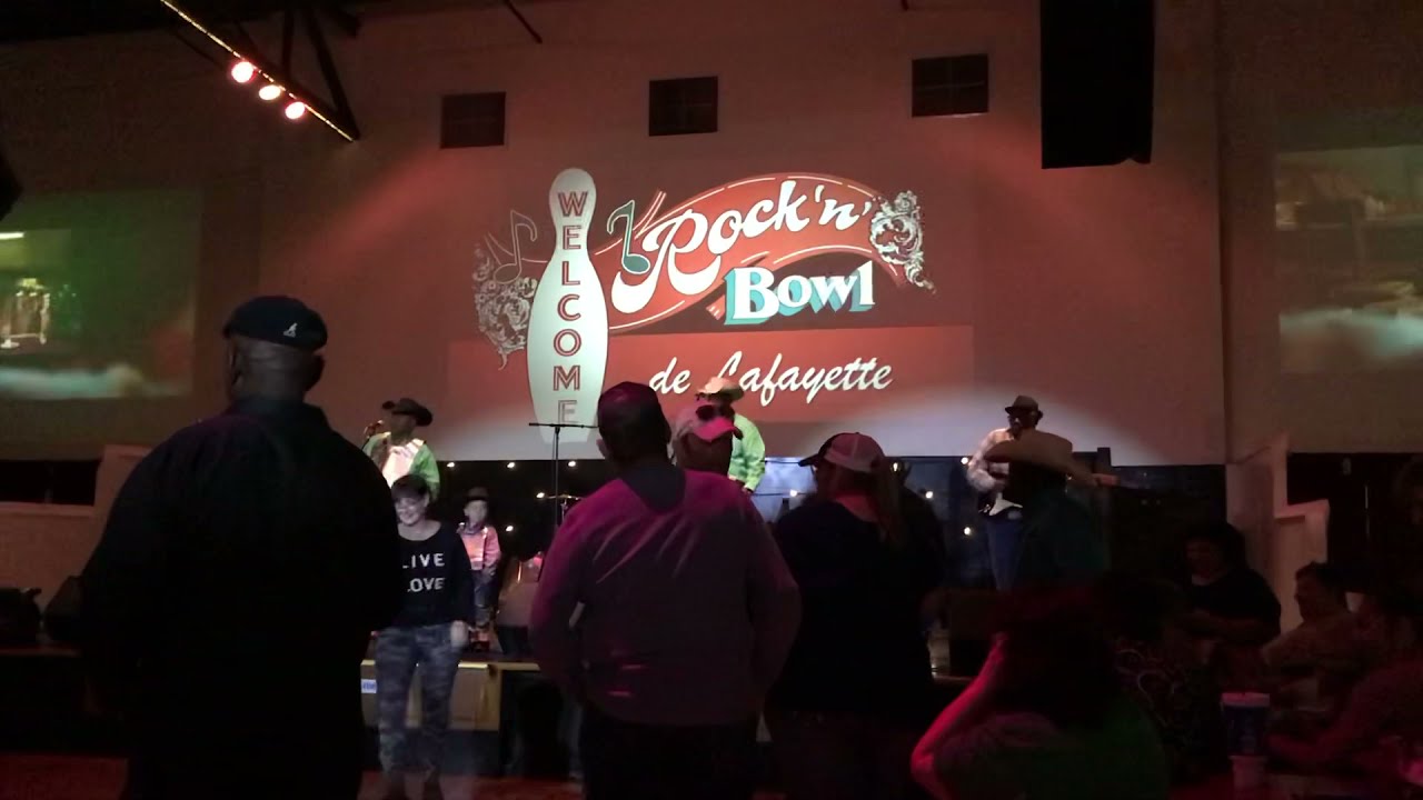 Geno Delafose & French Rockin’ Boogie - Zydeco Boogaloo @Rock’n’Bowl de Lafayette 11/21/2021 live