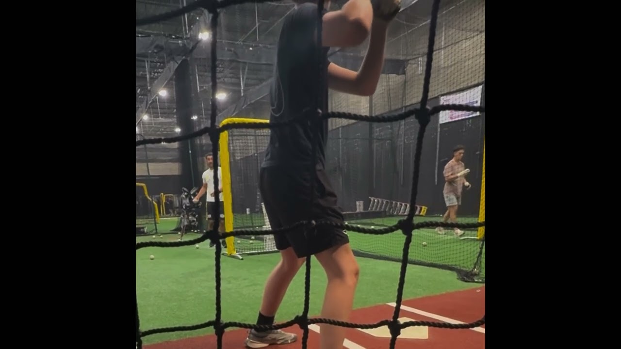 Colby Grzelaczyk Freshman Yr Hitting Highlights 